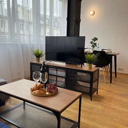 Wiejska 14 - 500M Od Sejmu Rzeczypospolitej - 450M Do Ambasady Usa - Smart Tv - Wifi - W Pelni Wyposazona Kuchnia Warszawa Exteriör bild